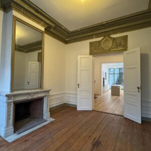 Thermal aluminium windows installed in historic Maison de Maître in Brussels Belgium